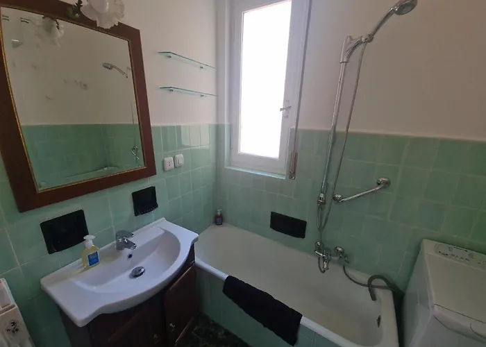 Casa Patrizia By Portofinovacanze * Rapallo